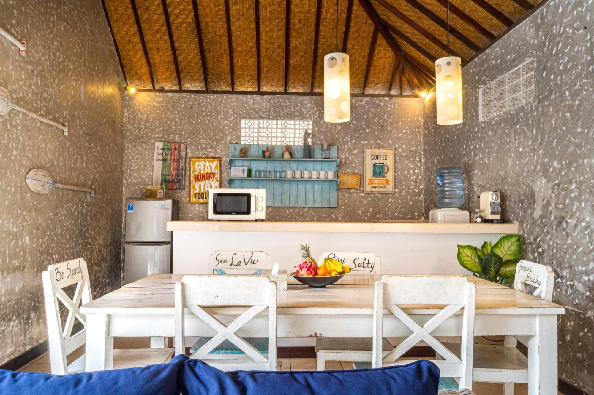 Villa Salya - 3Br - Private Pool - 1Min Walk To La Favela! Seminyak Kültér fotó