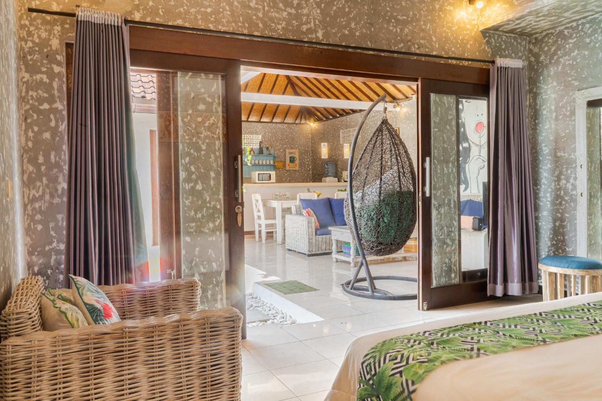 Villa Salya - 3Br - Private Pool - 1Min Walk To La Favela! Seminyak Kültér fotó